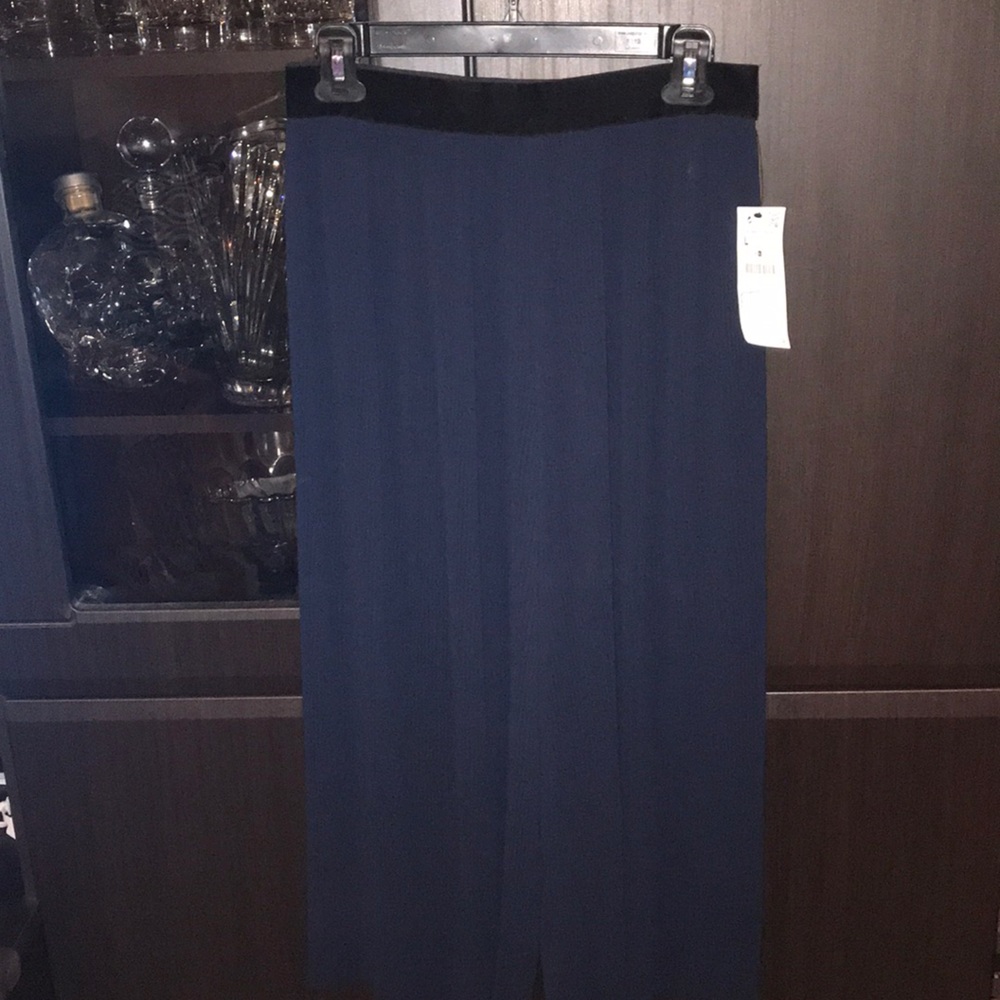 Zara Basic ruffled pants size L
